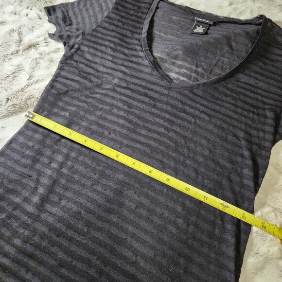 Rue 21 Black Shadow Stripe Sheer Junior's Fitted V Neck Shirt Size M - Picture 5 of 6